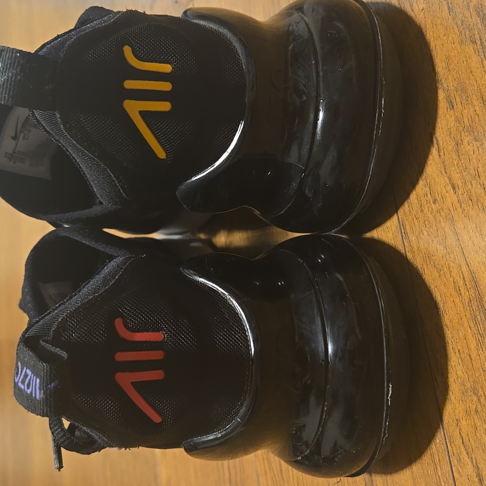 Nike Air Max 270 Black Sneakers with Multicolor Accents - Picture 6 of 13